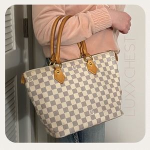 ✨💎Beautiful 💎✨ Louis Vuitton Damier Azur Saleya pm tote